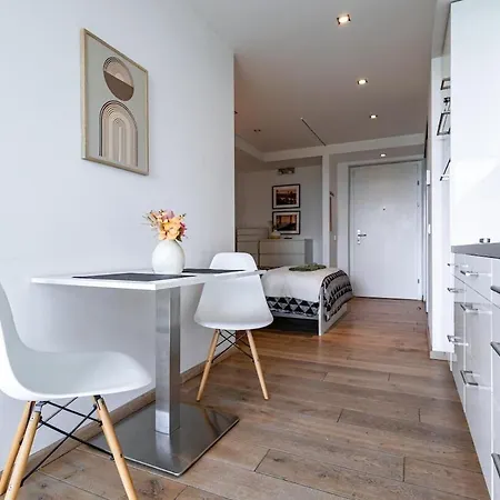 Adm Promenade - Parking * Bratysława