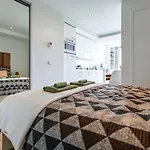 Apartment Adm Promenade - Parking Bratislava