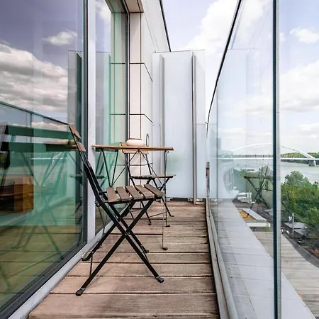 Adm Promenade - Parking *