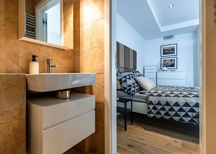 Adm Promenade - Parking Pressburg