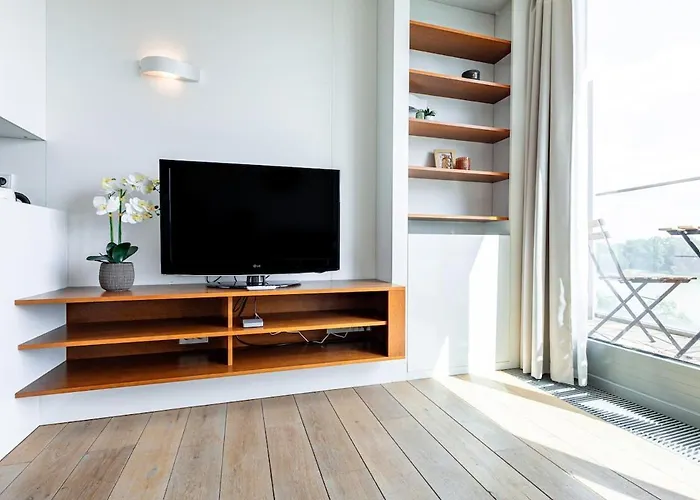 Adm Promenade - Parking * Pressburg