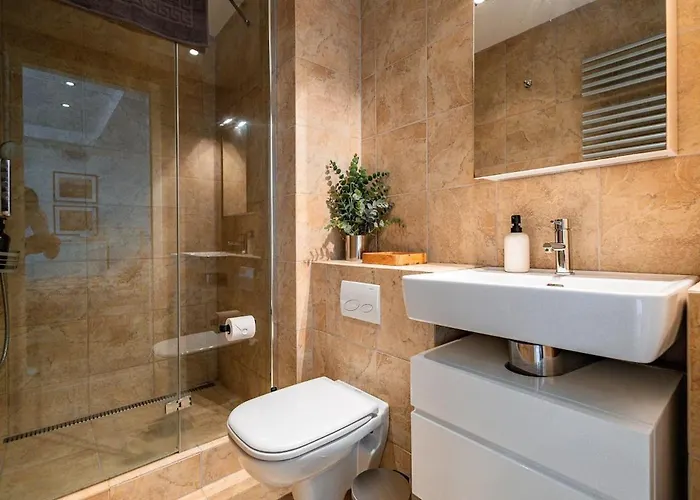 Adm Promenade - Parking Apartment *